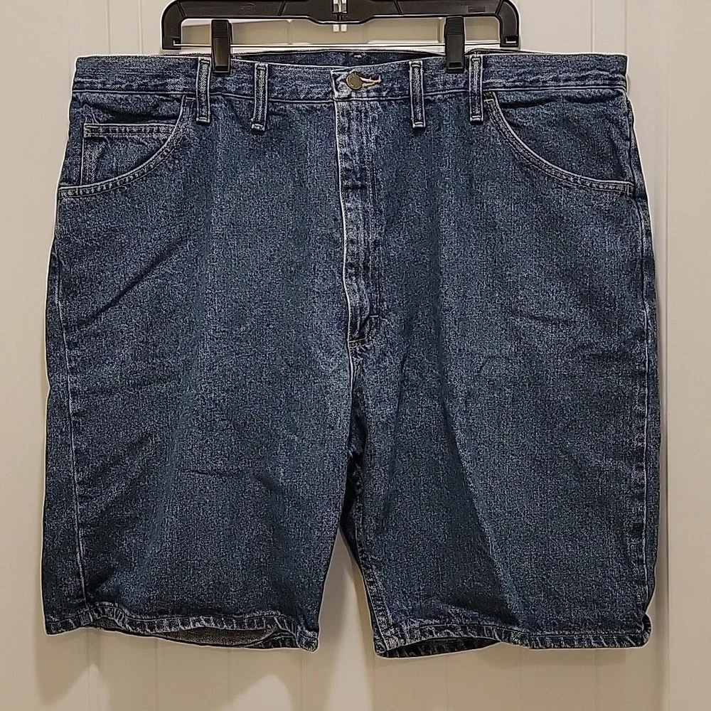 Wrangler Blue Jean Shorts Classic Style Size 44 - Picture 8 of 8